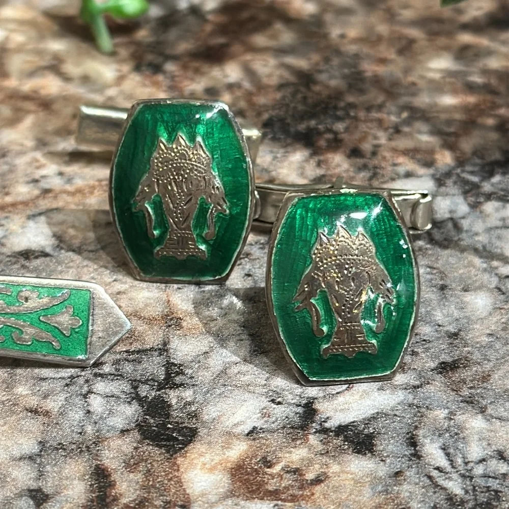 Vintage cuff links and tie clip